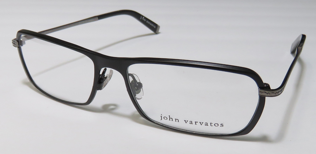 JOHN VARVATOS V136 BLACK
