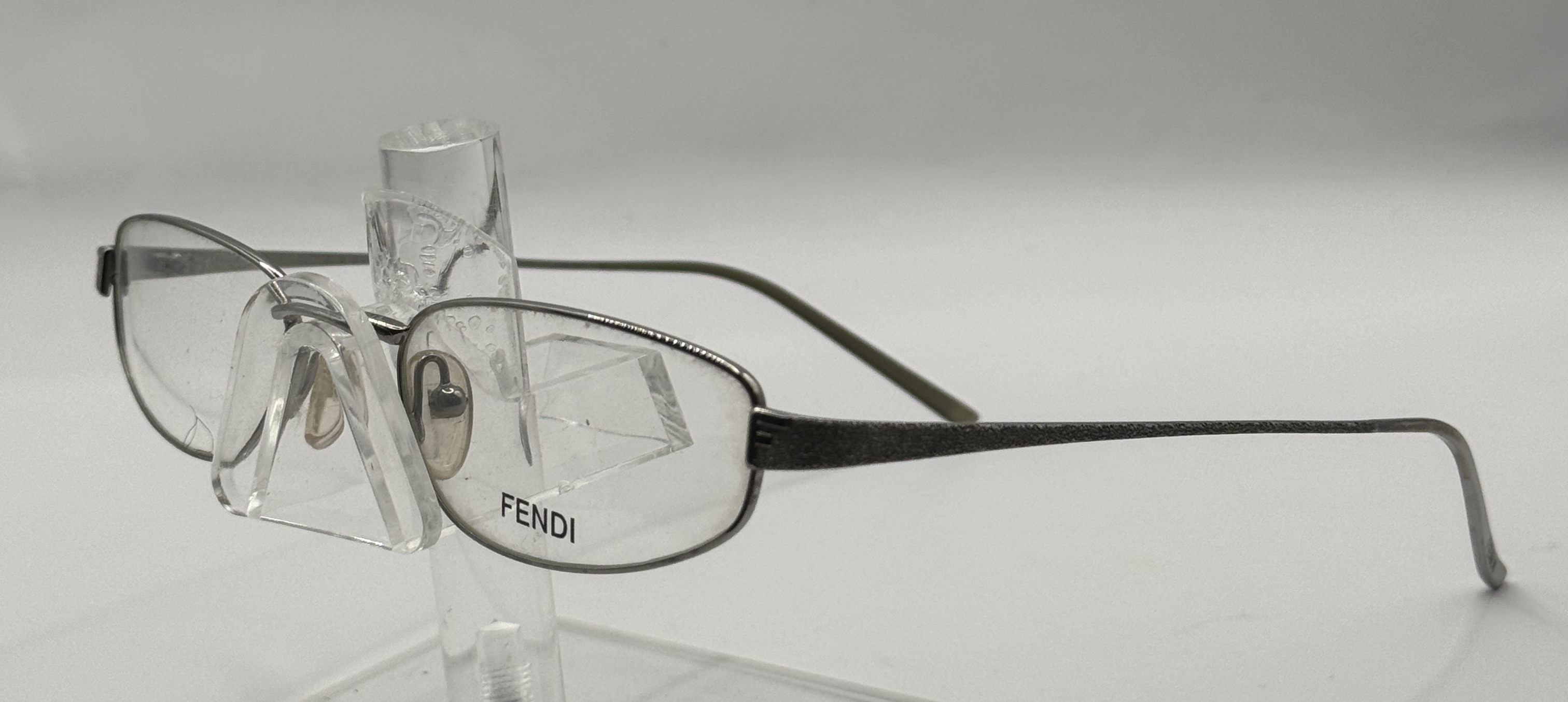 CLEARANCE FENDI 657 033